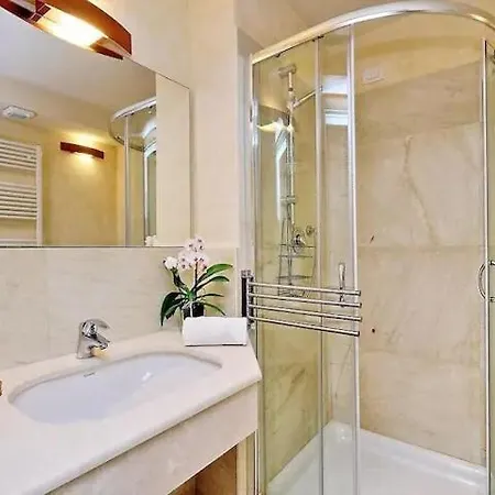 Apartment Albizi Verrocchio 201 Florence